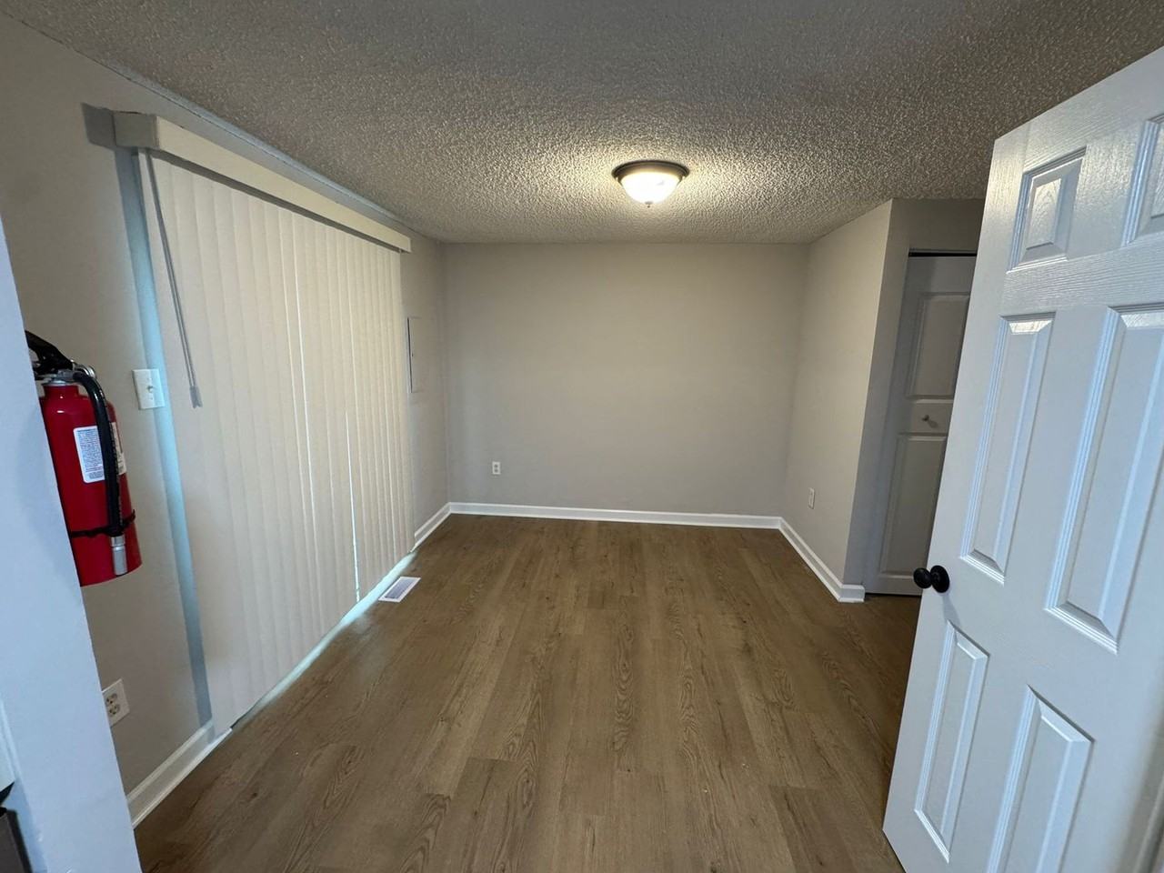 181 Logan St - Photo 4 of 14