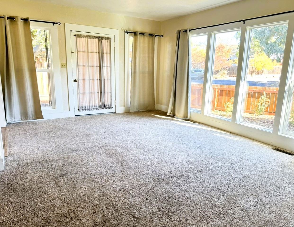 2386 I Street Ext - Photo 3 of 26