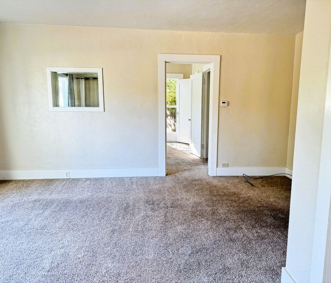 2386 I Street Ext - Photo 5 of 26