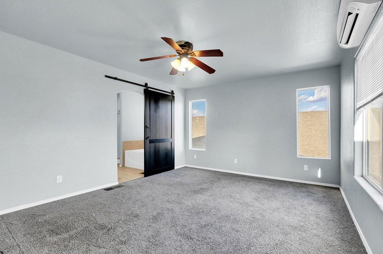 2938 Fountain Ave - Photo 7 of 9