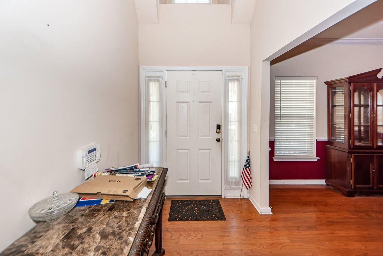 8340 Berringer Blf - Photo 2 of 50