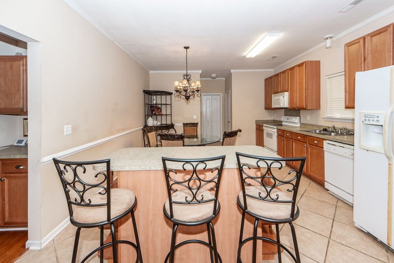 8340 Berringer Blf - Photo 7 of 50