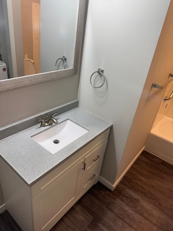 2314 Glenoak Dr - Photo 6 of 17