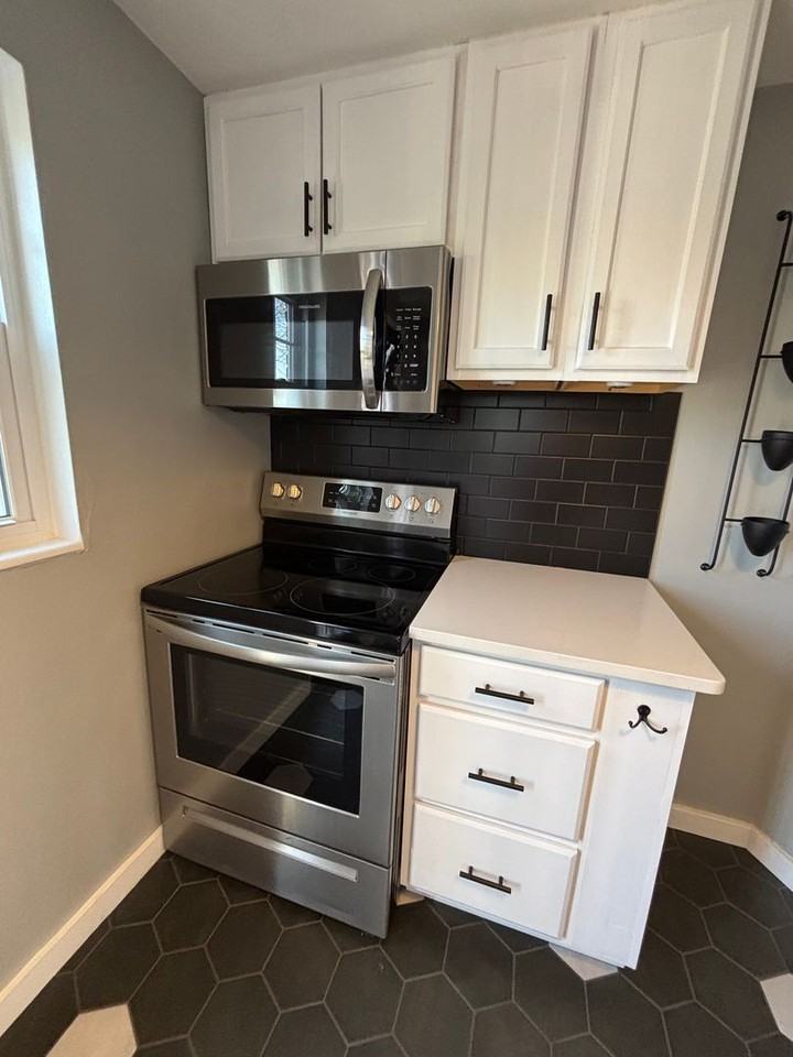 951 Corace Drive - Photo 4 of 16