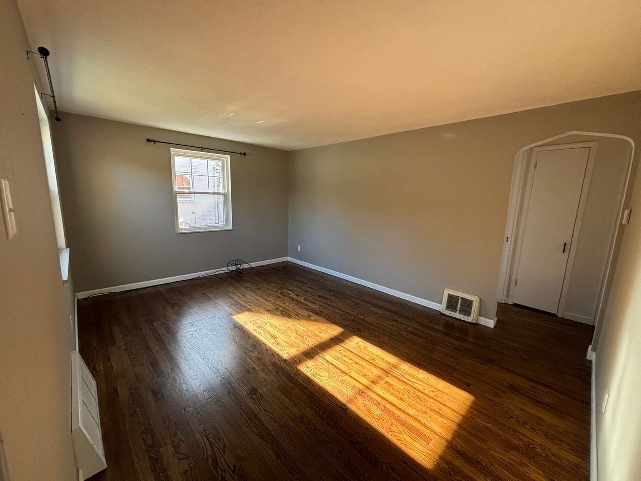 951 Corace Drive - Photo 5 of 16