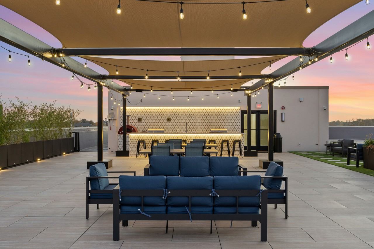 The Magellan - Photo 3 of 41