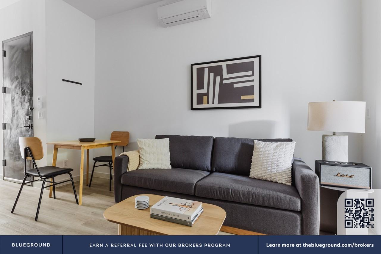 253 North 8th Street - Photo 5 of 42