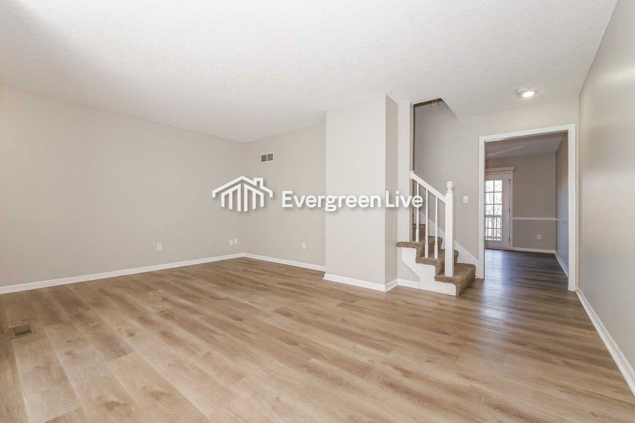 1222 Nw 62nd Ter - Photo 4 of 15