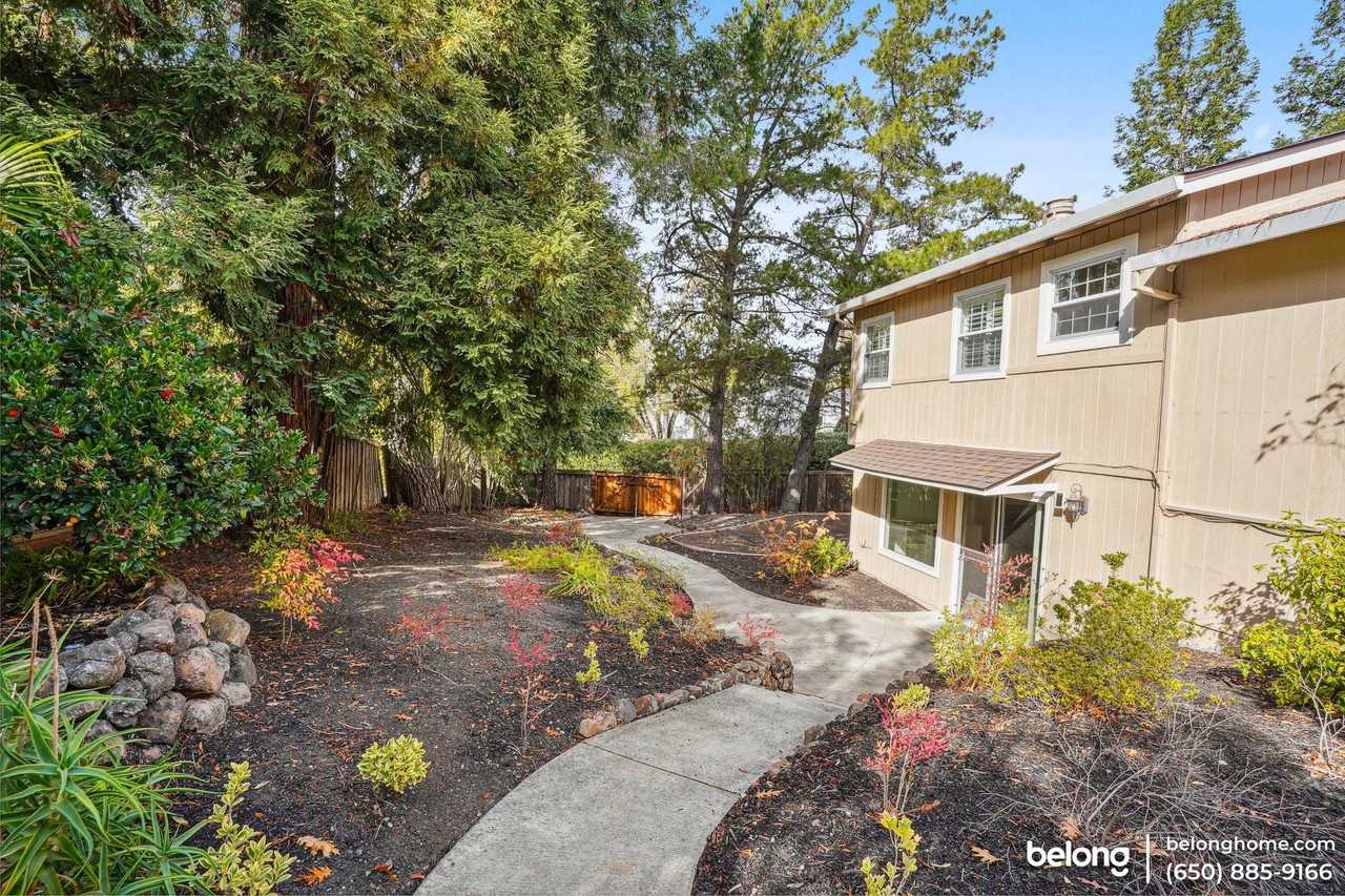 4205 Walnut Blvd - Photo 6 of 26
