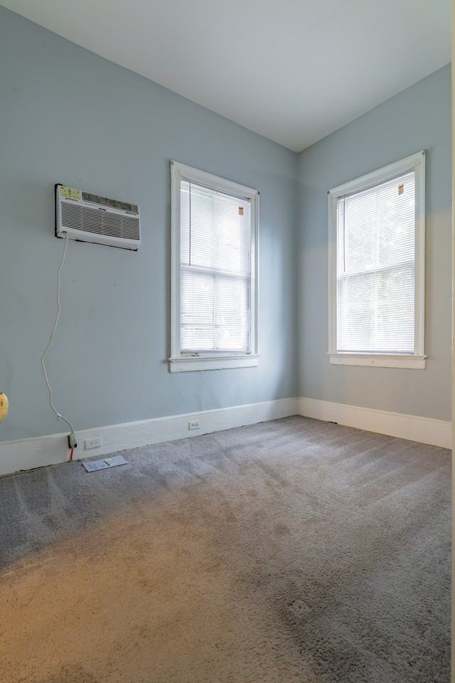 Ivory Cottage Apartments - Photo 5 of 6