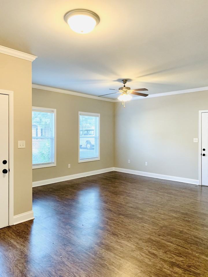 105 Riverwood Ave #C101 - Photo 2 of 11