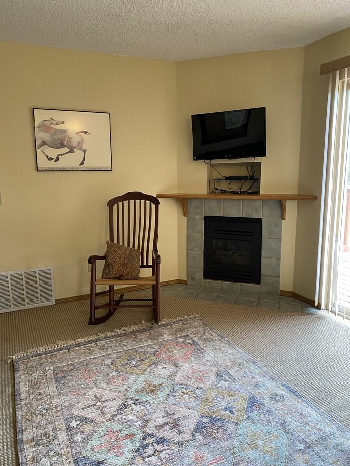 507 Fall River Ln #507C - Photo 6 of 18