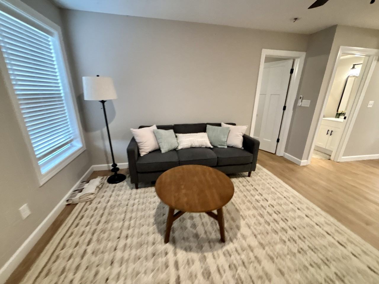 110 Sierra Cir #B - Photo 3 of 24