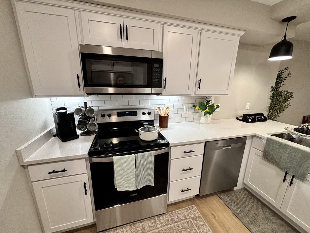 110 Sierra Cir #B - Photo 6 of 24