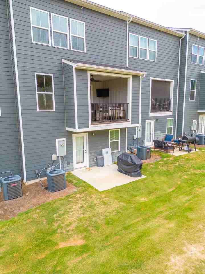 416 Lahinch Dr #416 - Photo 2 of 14