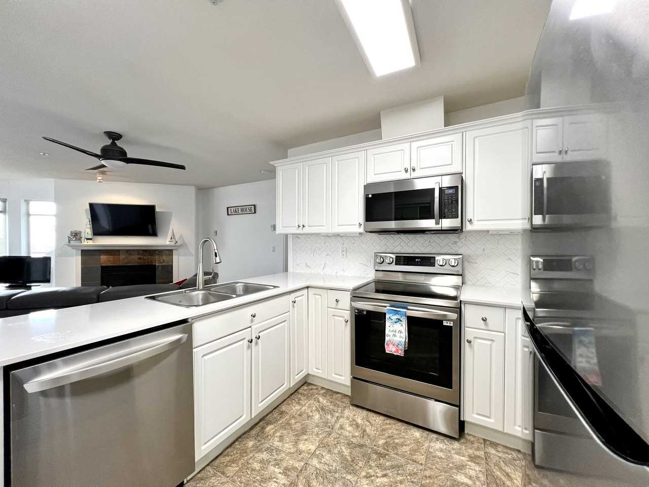 328 209-328 Esplanade Avenue #1 - Photo 2 of 19