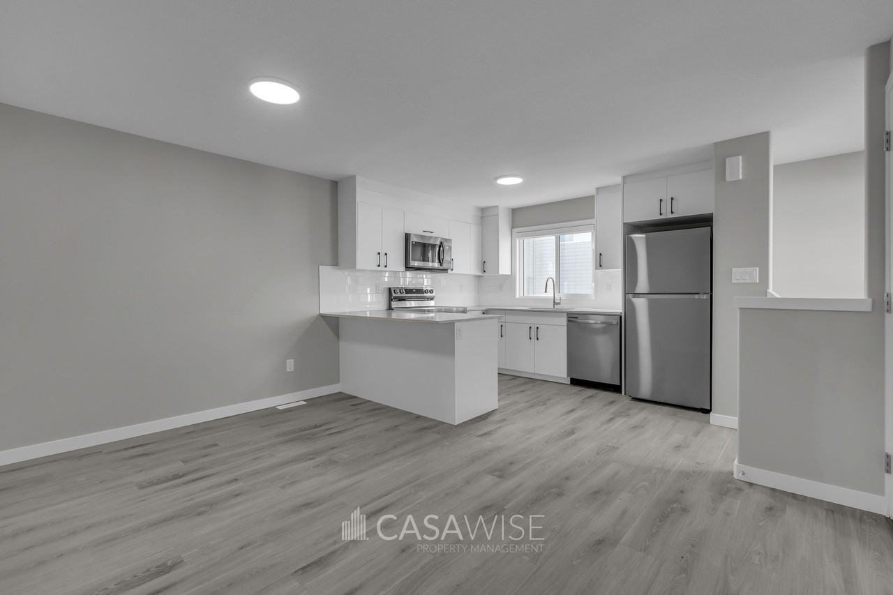 13541 70 St Nw #GS - Photo 3 of 18