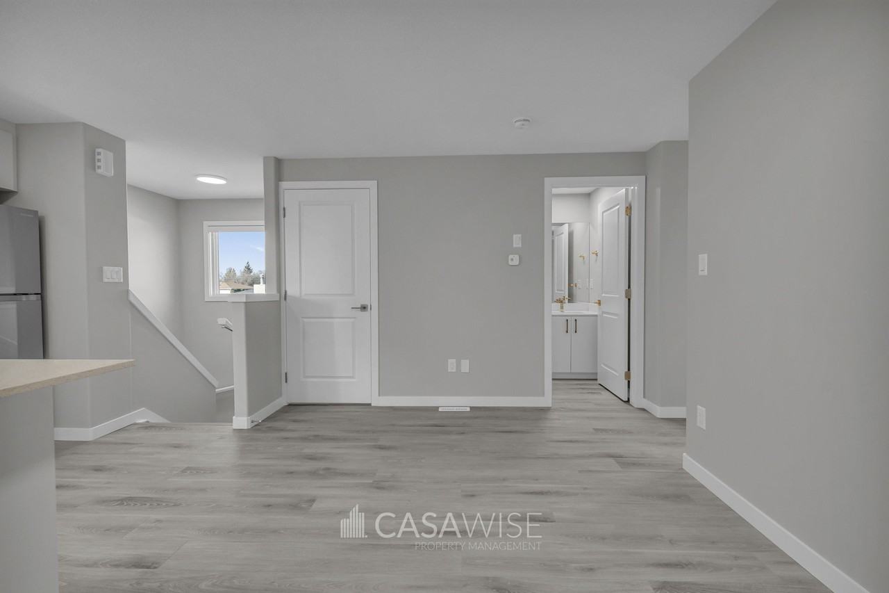 13541 70 St Nw #GS - Photo 6 of 18