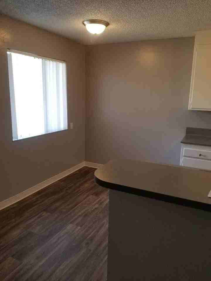 1625 Scenic Drive - Photo 5 of 20