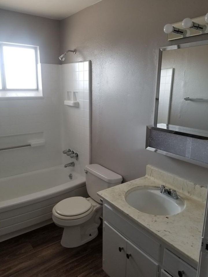 1625 Scenic Drive - Photo 6 of 20