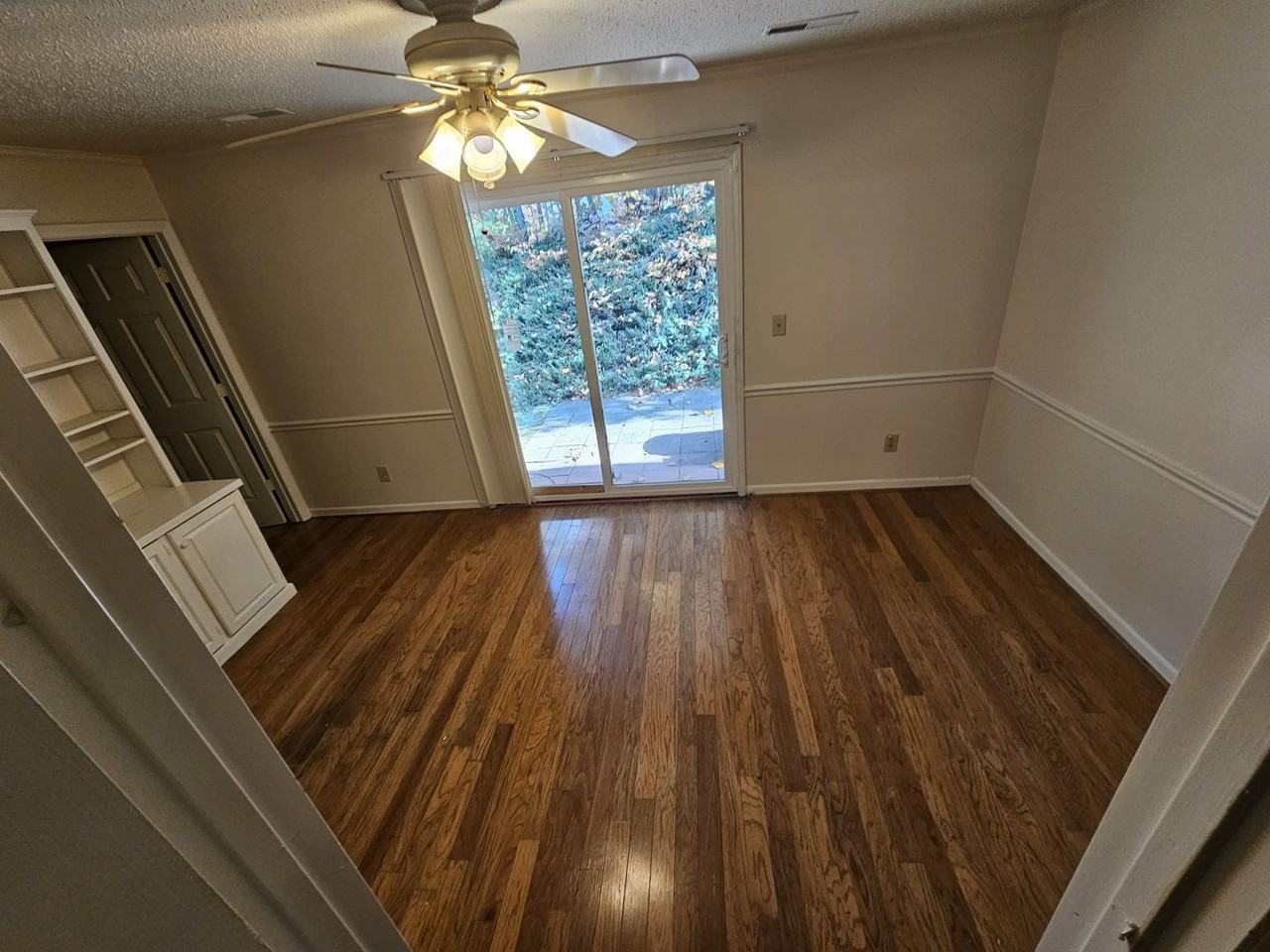 225 Olde Vineyard Ct - Photo 5 of 8