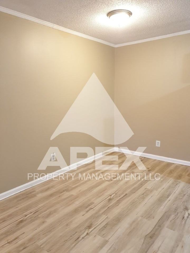 1841 Sweet View Way #124 - Photo 4 of 22