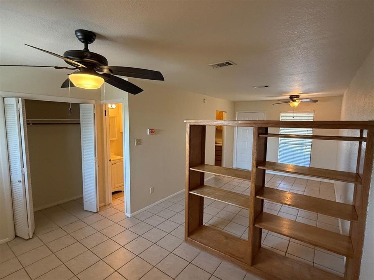 4701 Red River St #301