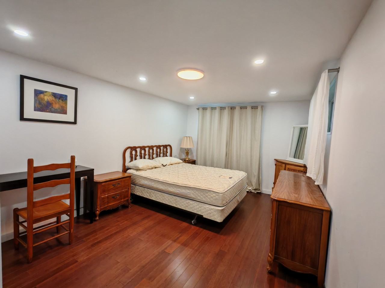 196 Montée Sagala - Photo 2 of 9