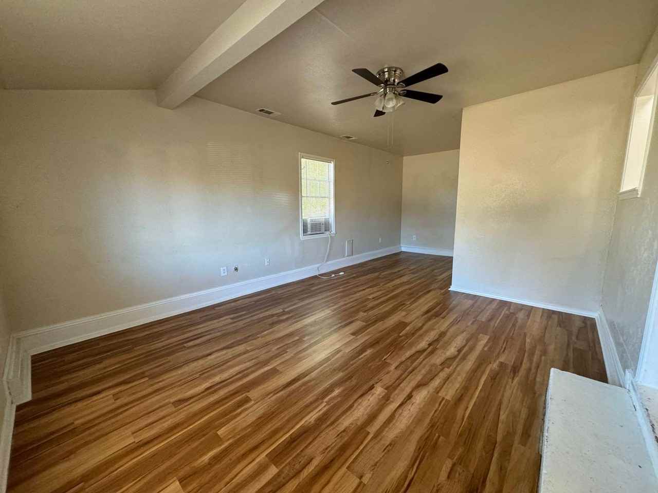 1808 N Gray St - Photo 6 of 20