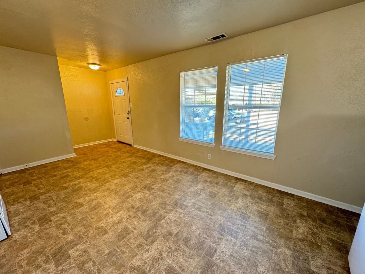 1808 N Gray St - Photo 2 of 20