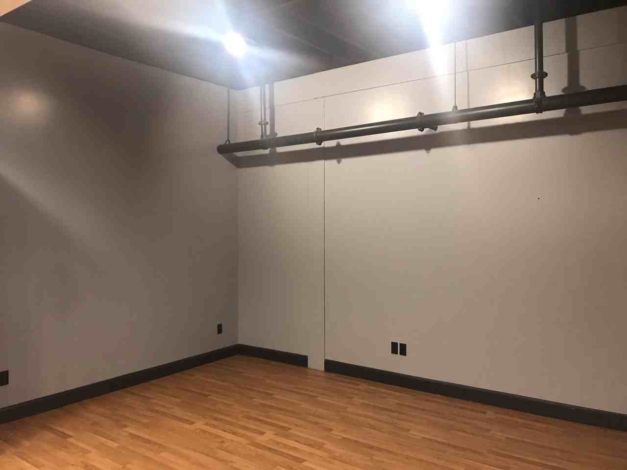 431 W Walnut St #C - Photo 2 of 23