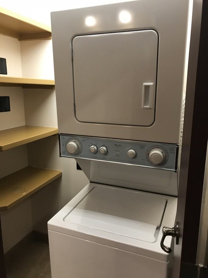 431 W Walnut St #C - Photo 5 of 23