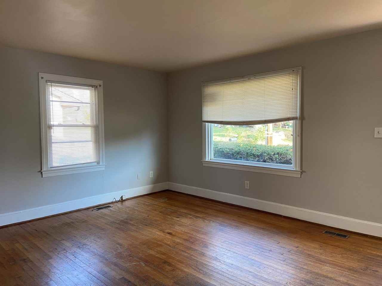 333 Mulberry St - Photo 3 of 10