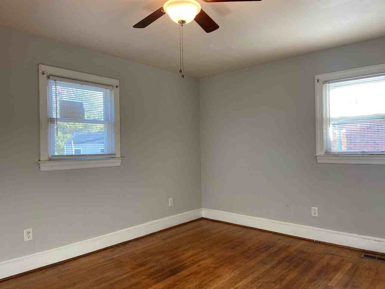 333 Mulberry St - Photo 6 of 10