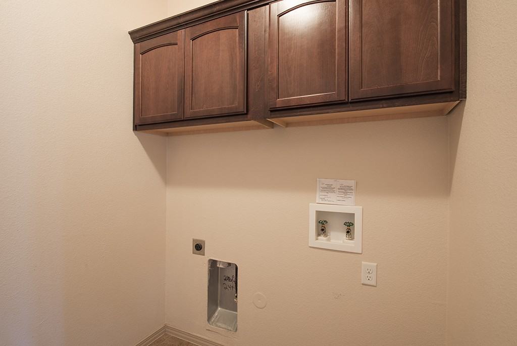 7128 Copper Canyon Dr - Photo 7 of 19