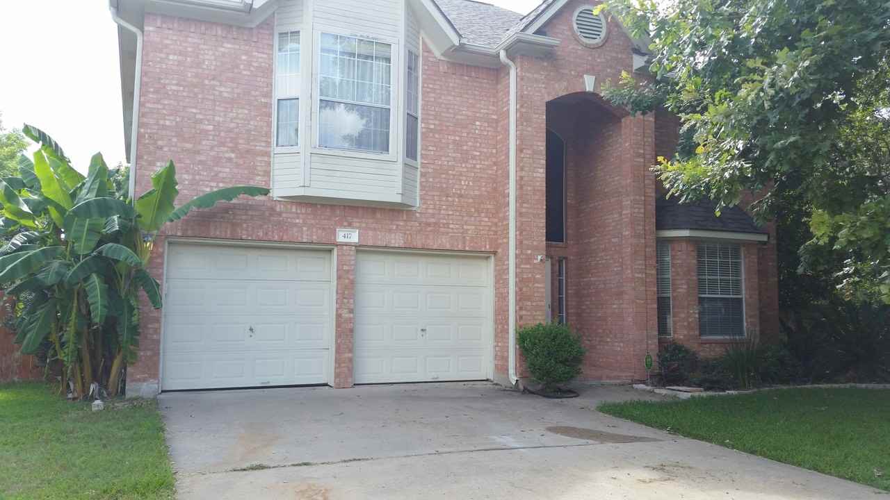 417 Keenland Dr - Photo 2 of 47