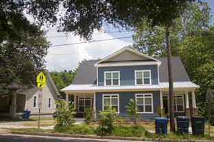 918A 9th St - Photo 1 of 1