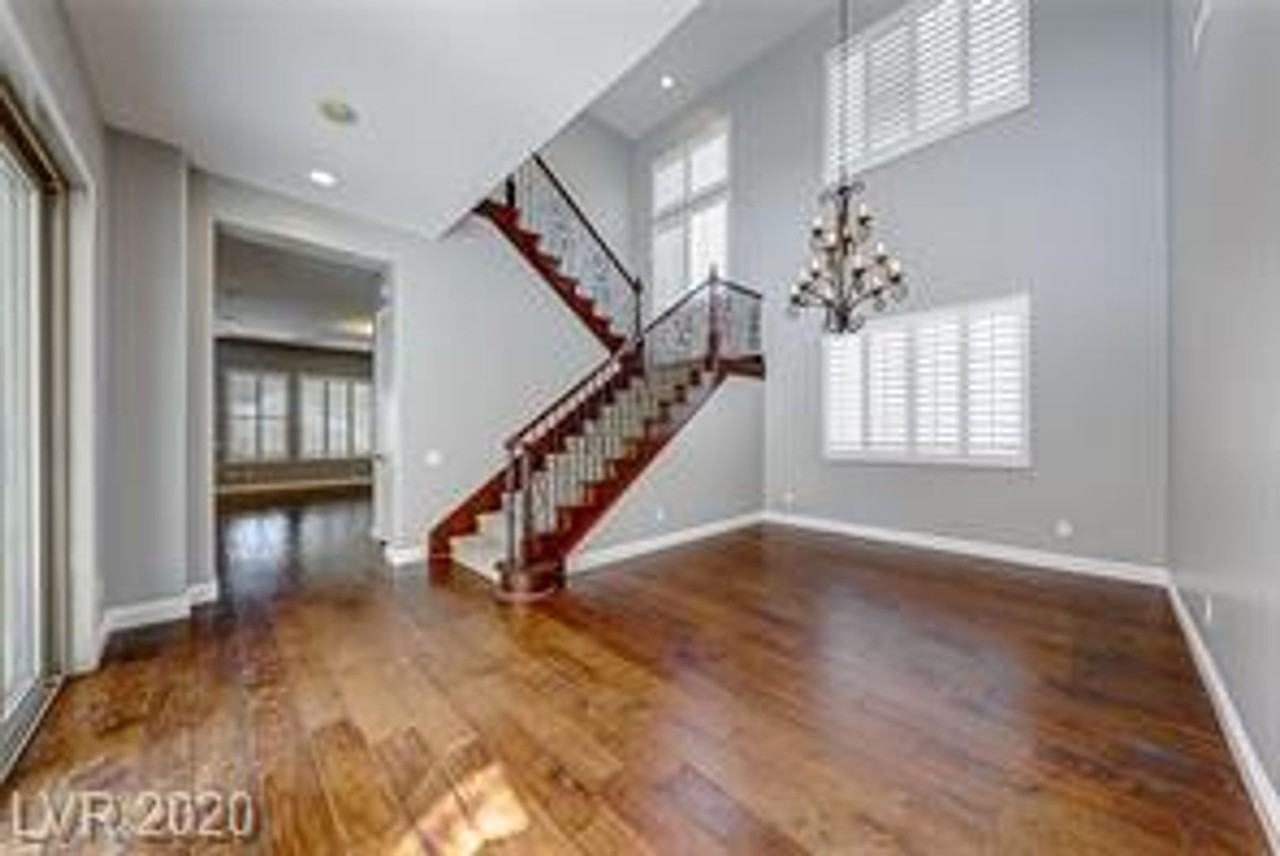 2729 Marie Antoinette St - Photo 4 of 30