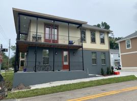 featured image of 779 Nw 9th St