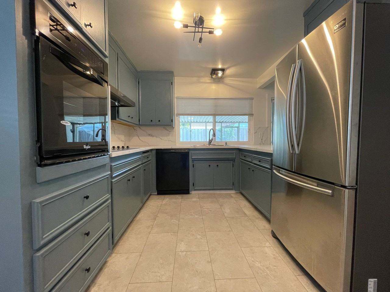 1016 Wilsham Dr - Photo 3 of 12