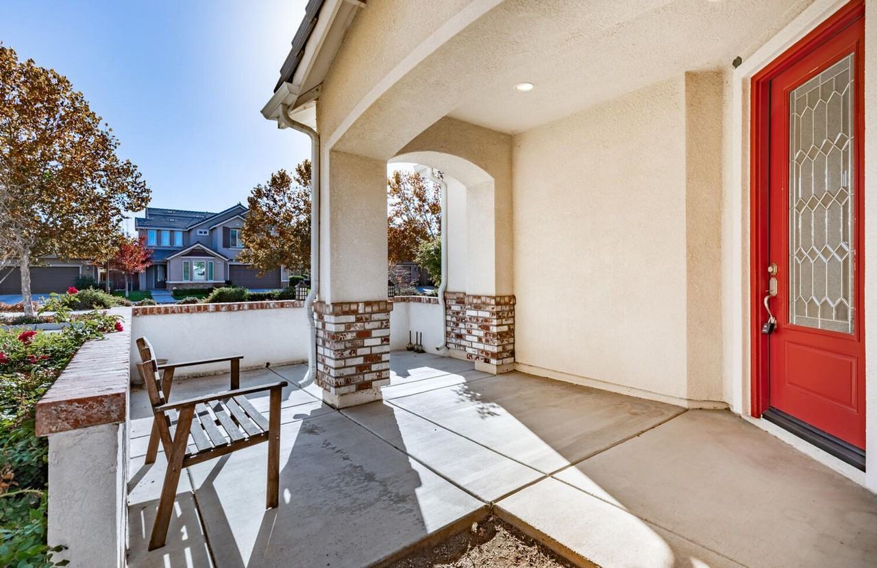 3475 Bellaire Ave - Photo 3 of 29
