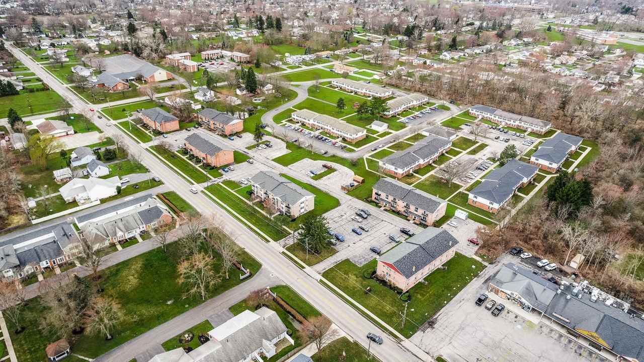 East Towne Apartments - Photo 3 of 7