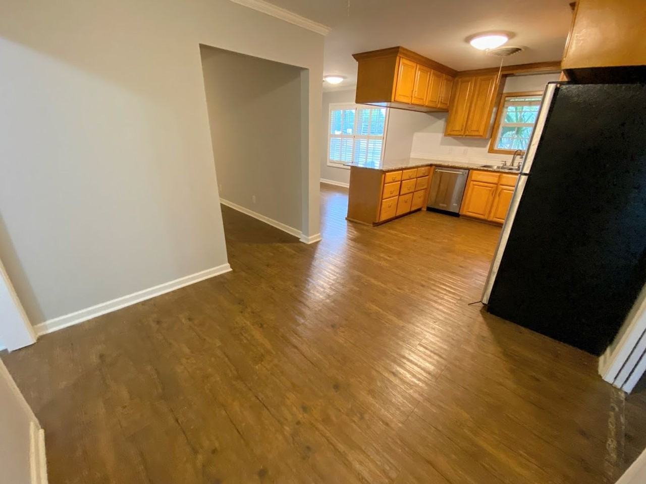 1217 Sam Houston Jones Pkwy - Photo 7 of 24
