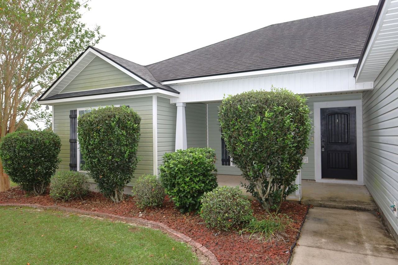 19 W Stanley Rd - Photo 2 of 11