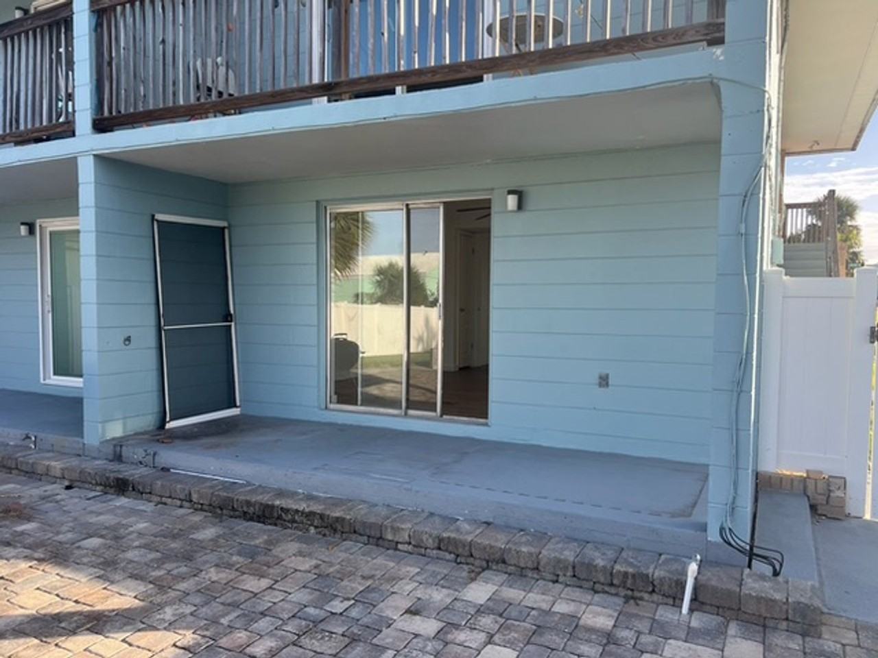 212 S Daytona Ave - Photo 2 of 13