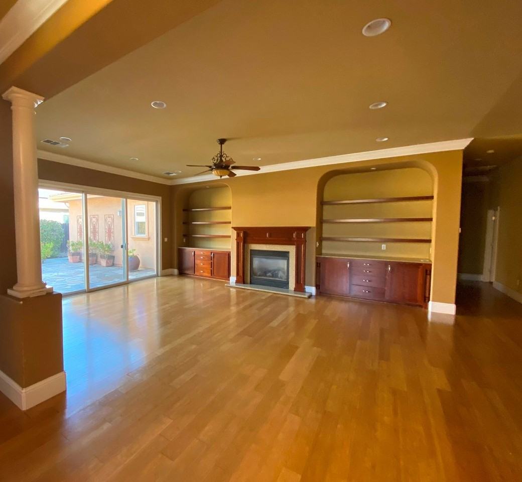 661 Arlene Ct - Photo 3 of 32