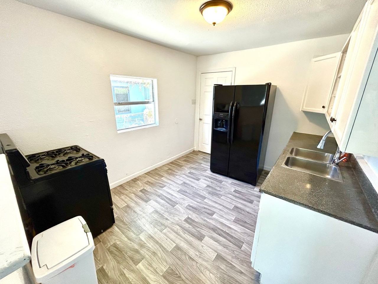 3539 Rivas St - Photo 5 of 15