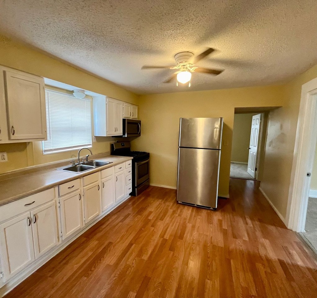 530 Broadway - Photo 3 of 9