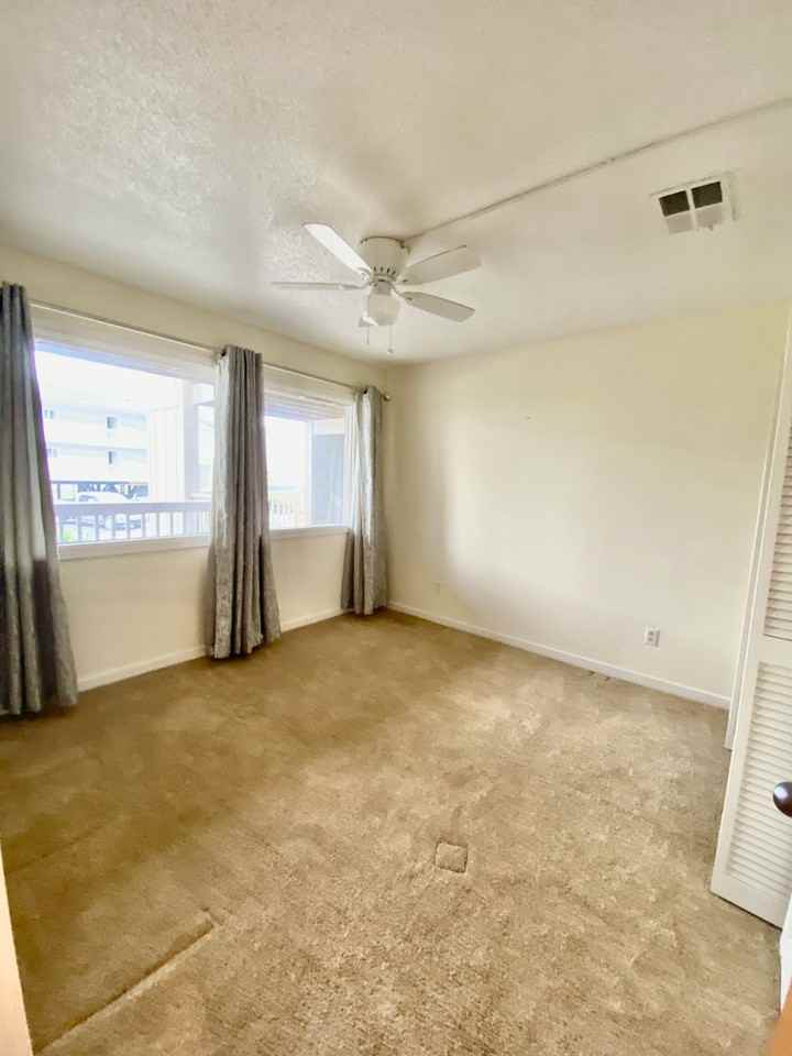 6112 Harbourside Dr - Photo 6 of 9