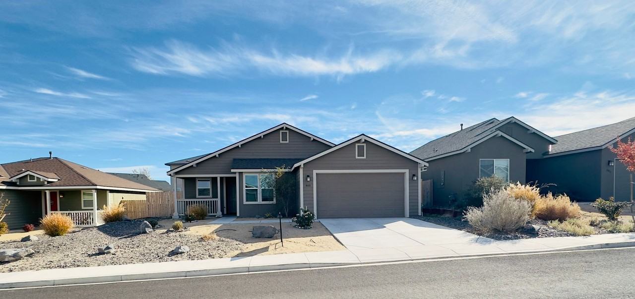 815 Garnet Way - Photo 2 of 23